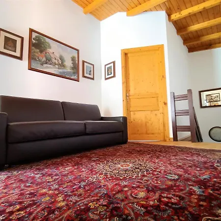 Iseolakerental - Giulia Sovere