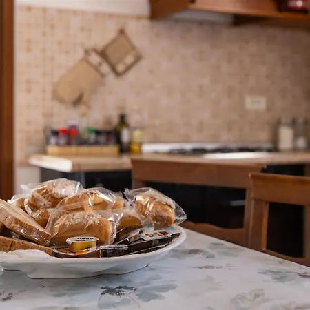 Iseolakerental - Giulia *