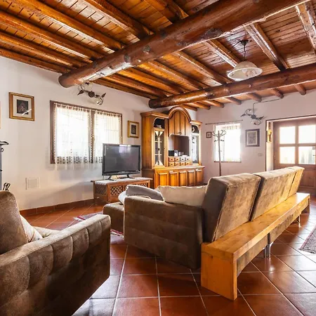 Iseolakerental - Giulia Chalet *